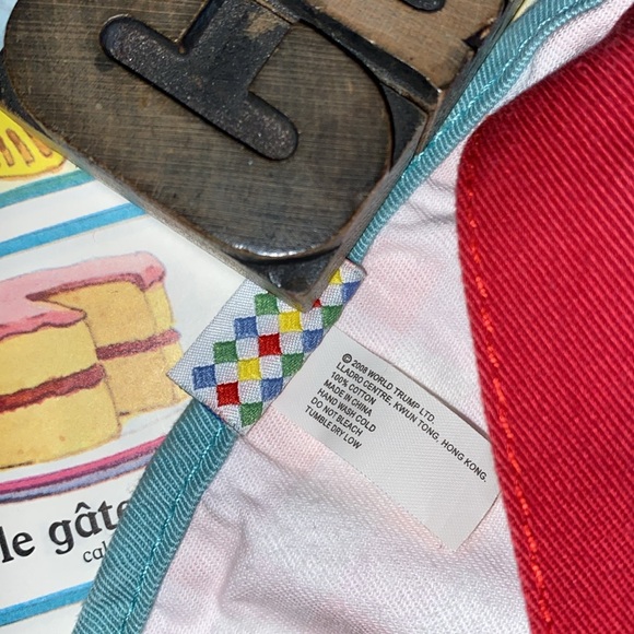 PLAY WONDER Girl’s Velcro Adjustable Full Apron - Picture 10 of 10